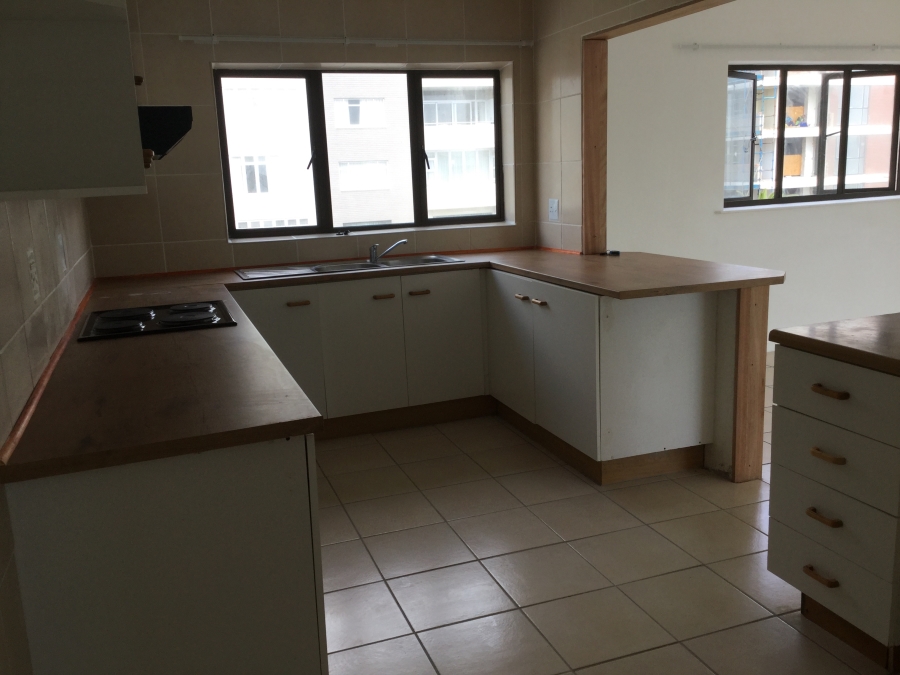 2 Bedroom Property for Sale in Summerstrand Eastern Cape